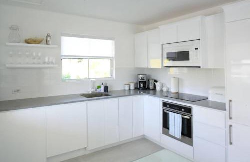 Weston Apartment | Sea Glass Villa - Spacious 2 Bedroom, 2 Bathroom
