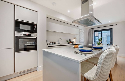 Harlyn Apartment | Sea-Holly - Harlyn Bay