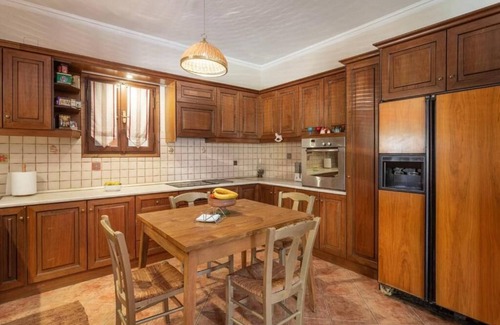 Ormos Agiou Ioannou House | Sea house with a beach in 20 meters
