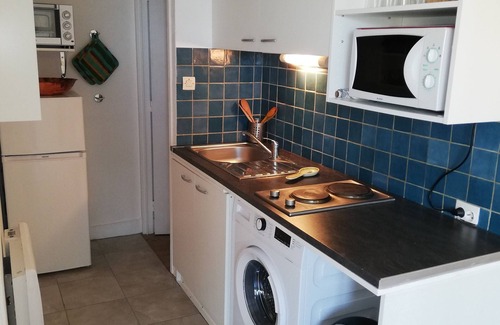 Port Leucate Apartment | Sea/mountain/park view, direct beach access, parking, very quiet.