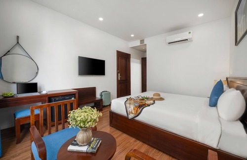 Him Lam Hotel | Sea Near Me Hotel Danang