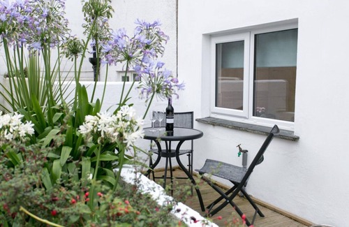 Porthleven House | Sea Salt Cottage - Two Bedroom House, Sleeps 4
