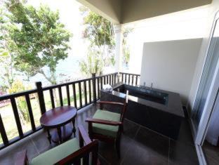 Ong Lang Resort | Sea Sense Resort