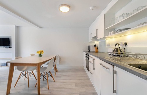 Millendreath Apartment | Sea Shore apartments are perfect for families.