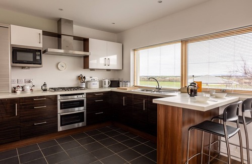 Rhosneigr House | Sea Sway - A newly refurbished house in Rhosneigr