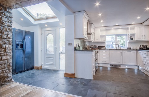 Wiseman's Bridge Cottage | Sea View - 2 Bedroom Cottage - Wisemans Bridge