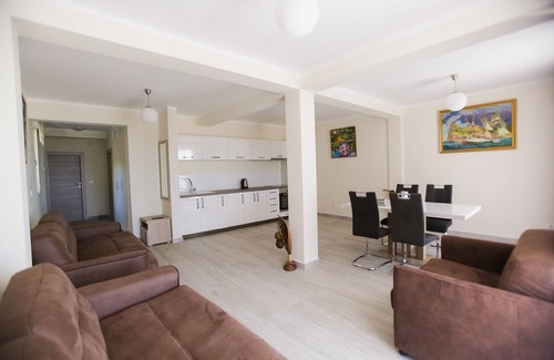 Kaluđerac Apartment | Sea view affordable apartment for up to 5 guests
