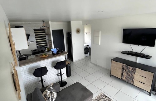 Fontaine de Moutte Apartment | Sea view apartment - near CHU - HADAYALI