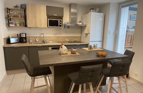 Treboul Apartment | Sea view apartment, direct beach access, sleeps 4
