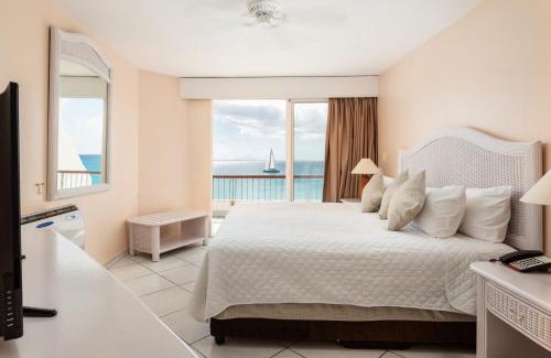 Maho Apartment | Sea View Apartment in Lowlands with Private Pool, 245 sqm