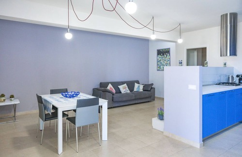 Senigallia Apartment | Sea view apartment in the hills in Senigallia with balcony