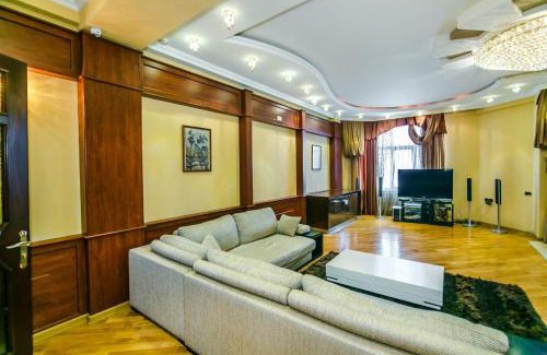 Sabayil Apartment | Sea View Lux VIP IL PATIO Apartment