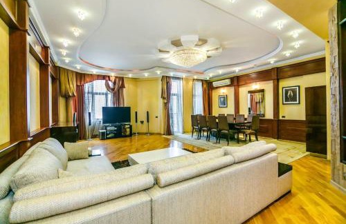 Sabayil Apartment | Sea View Lux VIP IL PATIO Apartment