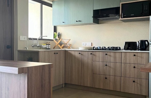 Dona Paula Apartment | Sea View, Luxury 2BHK Apartment, Dona Paula with AC, WiFi
