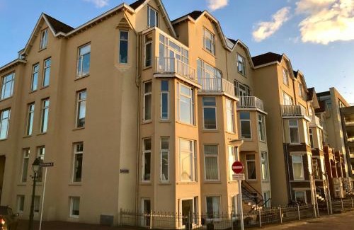 Scheveningen Badplaats Apartment | Sea view Scheveningen