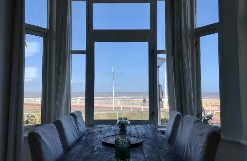Scheveningen Badplaats Apartment | Sea view Scheveningen