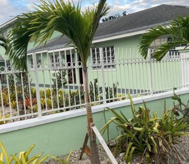 Paradise Island Apartment | Sea View Villa Island's