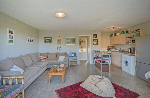 Onemana Cottage | Sea Views Apartment - Onemana Apartment