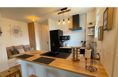 Plum Bay Condo | Sea views in Hope Estate