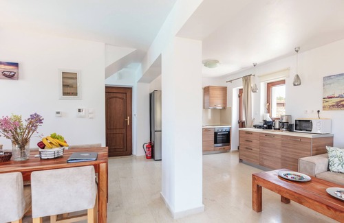 Elounda Villa | Sea views, short drive to the beach and shops!