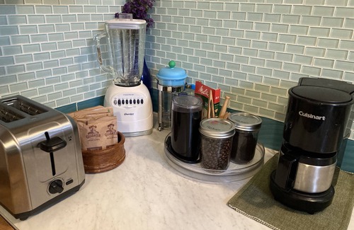 Downtown Anchorage Apartment | Sea Wolf Inn, A little bit of Home right here in Alaska.