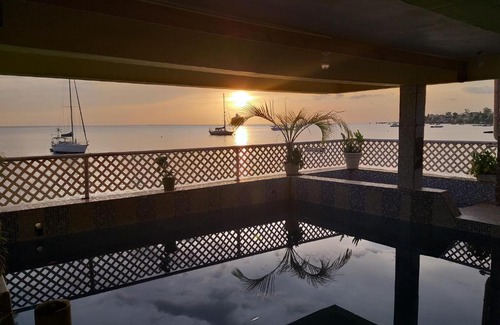 Newtown House | Sea World Vacation Home
