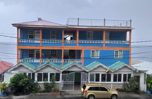 Newtown House | Sea World Vacation Home