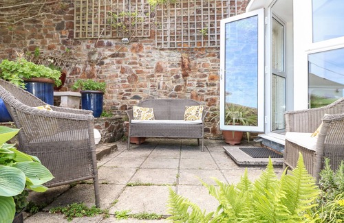 Mylor Churchtown House | SEABIEN, family friendly, country holiday cottage in Falmouth