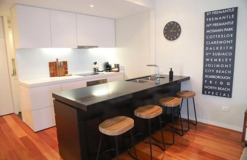 South Fremantle Apartment | Seabreezes South Fremantle