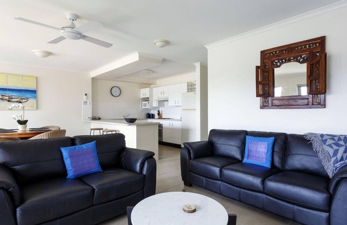 Hawks Nest Apartment | Seachange Apartment 1