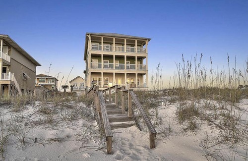 Tang-O-Mar House | Seaclusion by Five Star Properties