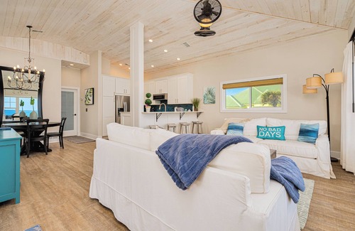 Wilbur-By-The-Sea House | "Seaclusion"-Direct, Oceanfront-No-Drive Beach