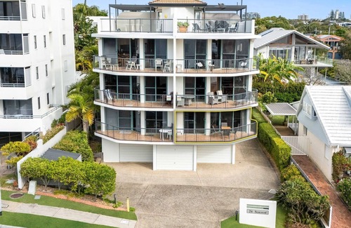 Moffat Beach Apartment | Seacrest Unit 2 Moffat Beach QLD