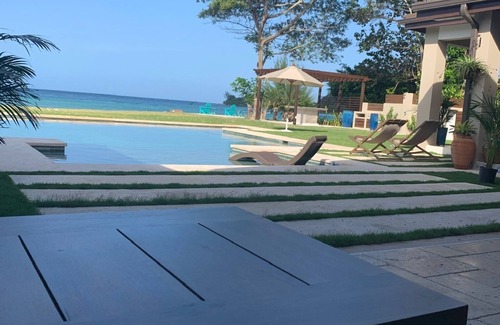 Rio Bueno Villa | SeaEsta at Bengal ; Cool Chic and all Caribbean.