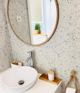 Koper Apartment | SEAESTA Cosy Sea Apartment