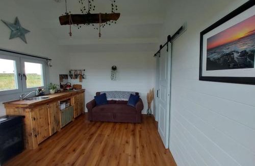Quilty Apartment | Seafield Cabin