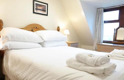 Marybank House | Seaforth Cottage