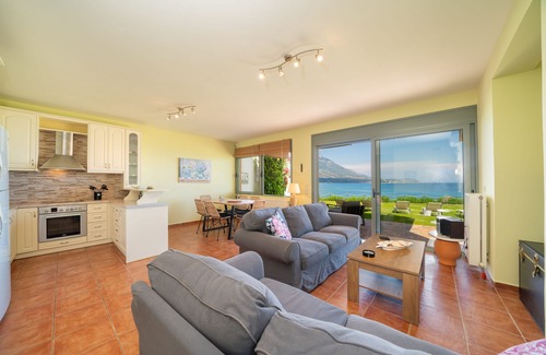 Karavados Villa | Seafront luxurious 3-bedroom villa with private swimming pool.