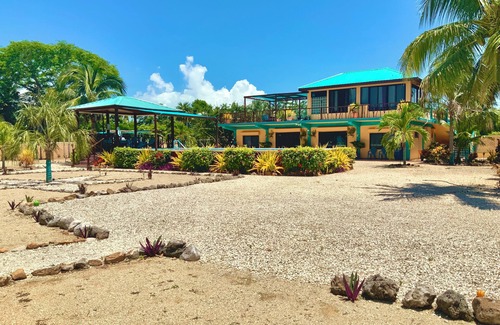 Sarteneja House | Seafront Tropical Caribbean luxurious home w/pool at Iguana Beach House Belize