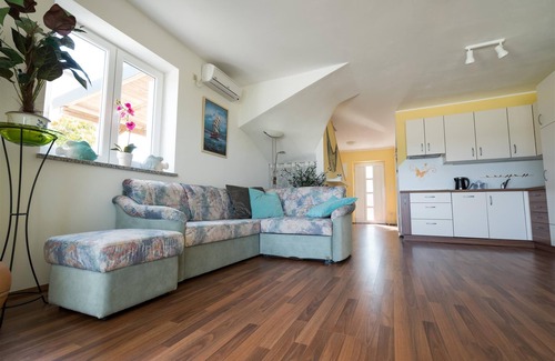 Klimno Villa | Seafront Villa Claudia with a panoramic Seaview and a swimming pool