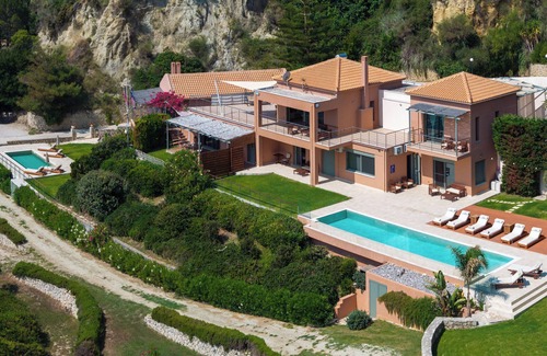 Karavados Villa | Seafront Villa with Panoramic Views, 5 Bedrooms, Pool, 3 Min Walk to Sandy Beach