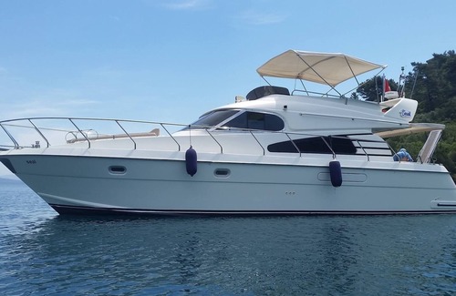 Liman Mahallesi Boat Rental | Seal Motor Yacht available for day & multiday rentals in Antalya