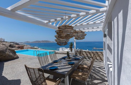 Tourlos Villa | Sealine Villas