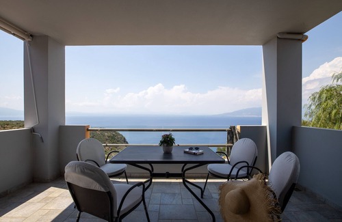 Kitries Villa | Searocks Exclusive Villas Resort