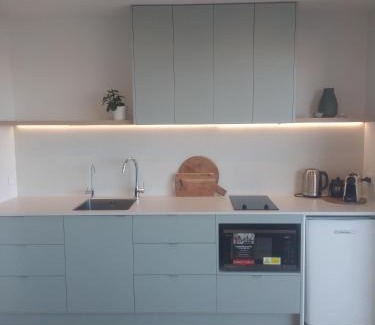 Kaka Point Apartment | Seascape Accommodation