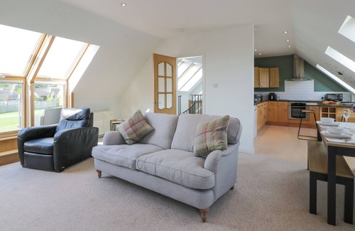 Rockcliffe House | SEASCAPE, family friendly, luxury holiday cottage in Dalbeattie