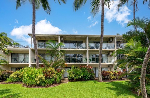 Port Douglas Apartment | Seascape Holidays Apartments at Beachfront Terraces