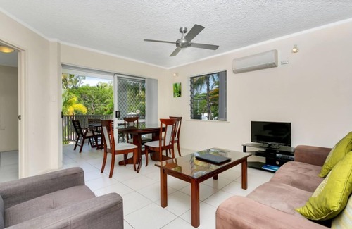 Port Douglas Apartment | Seascape Holidays at The Queenslander One Bedroom