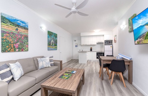 Port Douglas Hotel | Seascape Holidays - Coral Apartments