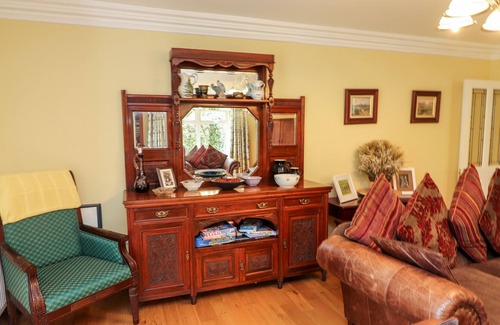 Kenmare Cottage | SEASCAPE LODGE, family friendly in Kenmare, County Kerry